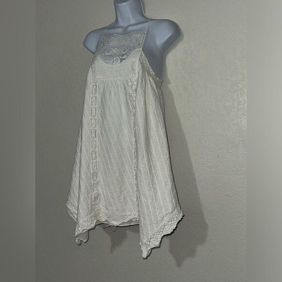 Saylor Lacey Eyelet Mini Tank Dress size Small - Picture 4 of 8